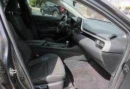 2021 Toyota C-HR - Thumbnail 24