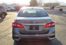 2019 Nissan Sentra - Thumbnail 12