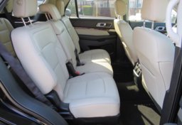 2016 Ford Explorer - Thumbnail 33
