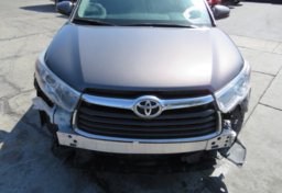2016 Toyota Highlander - Thumbnail 9
