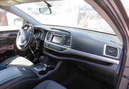 2016 Toyota Highlander - Thumbnail 34