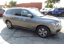 2019 Nissan Pathfinder - Thumbnail 4