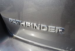 2019 Nissan Pathfinder - Thumbnail 19