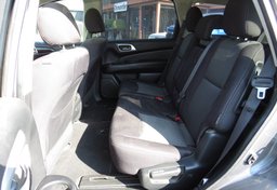 2019 Nissan Pathfinder - Thumbnail 33