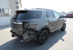 2017 Ford Explorer - Thumbnail 6