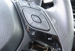 2020 Toyota C-HR - Thumbnail 35