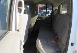 2019 Nissan Frontier - Thumbnail 29