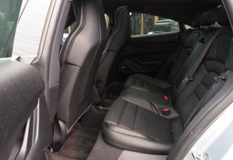 2021 Porsche Taycan - Thumbnail 32