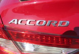 2021 Honda Accord Sedan - Thumbnail 13