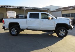 2018 GMC Sierra 2500HD - Thumbnail 6