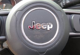 2019 Jeep Wrangler Unlimited - Thumbnail 24