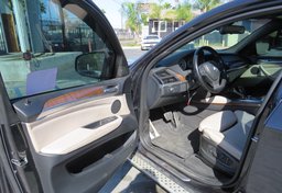 2013 BMW X6 - Thumbnail 19