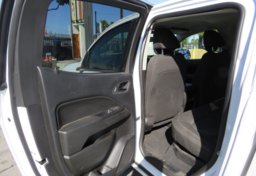 2019 Chevrolet Colorado - Thumbnail 24