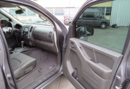 2020 Nissan Frontier - Thumbnail 22