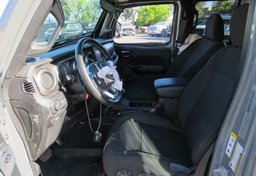 2020 Jeep Gladiator - Thumbnail 26