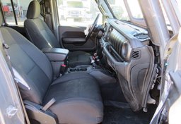 2020 Jeep Gladiator - Thumbnail 25