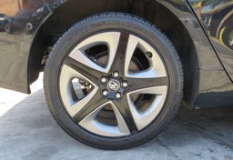 2020 Toyota Prius - Thumbnail 16