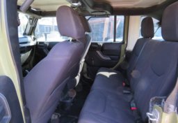 2013 Jeep Wrangler Unlimited - Thumbnail 24