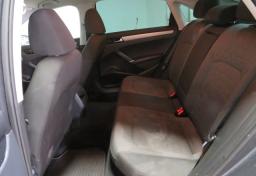 2021 Volkswagen Passat - Thumbnail 27