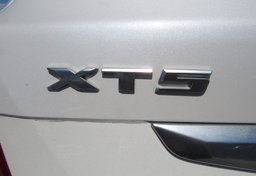 2018 Cadillac XT5 - Thumbnail 17