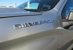 2019 Chevrolet Silverado 1500 - Thumbnail 25