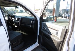 2021 Ram 1500 Classic - Thumbnail 23