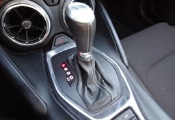 2017 Chevrolet Camaro - Thumbnail 32