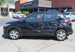 2021 Nissan Kicks - Thumbnail 12