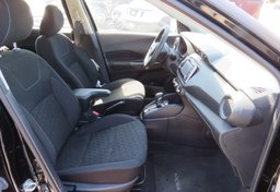 2021 Nissan Kicks - Thumbnail 24