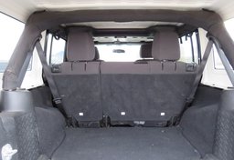 2014 Jeep Wrangler Unlimited - Thumbnail 29