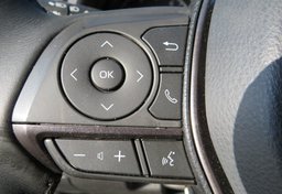 2021 Toyota Camry - Thumbnail 32