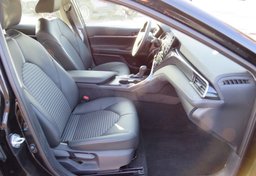 2021 Toyota Camry - Thumbnail 26