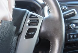 2018 Nissan Titan - Thumbnail 34