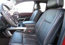 2018 Nissan Titan - Thumbnail 27