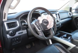 2018 Nissan Titan - Thumbnail 24