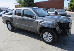 2022 Nissan Frontier - Thumbnail 2