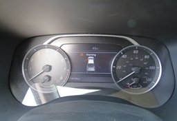 2022 Nissan Frontier - Thumbnail 28