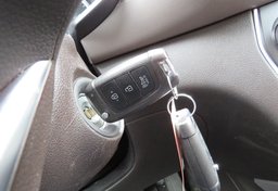 2020 Hyundai Santa Fe - Thumbnail 35