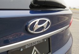 2020 Hyundai Santa Fe - Thumbnail 18