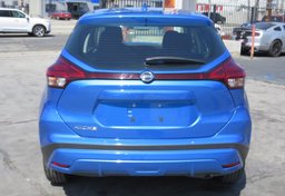 2021 Nissan Kicks - Thumbnail 12