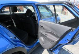 2021 Nissan Kicks - Thumbnail 26