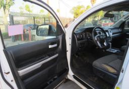 2017 Toyota Tundra 4WD - Thumbnail 23