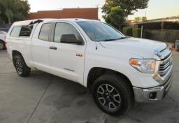 2017 Toyota Tundra 4WD - Thumbnail 2