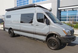 2016 Mercedes-Benz Sprinter Crew Vans - Thumbnail 2