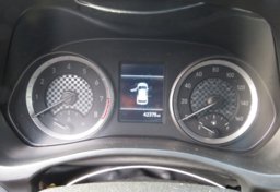 2019 Hyundai Veloster - Thumbnail 32