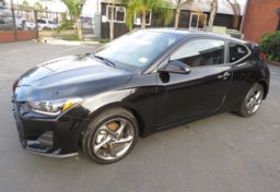 2019 Hyundai Veloster - Thumbnail 3