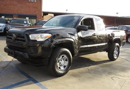 2019 Toyota Tacoma - Thumbnail 4