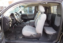 2019 Toyota Tacoma - Thumbnail 23