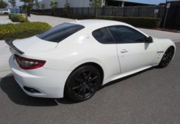 2015 Maserati GranTurismo - Thumbnail 3