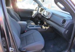 2016 Toyota Tacoma - Thumbnail 26